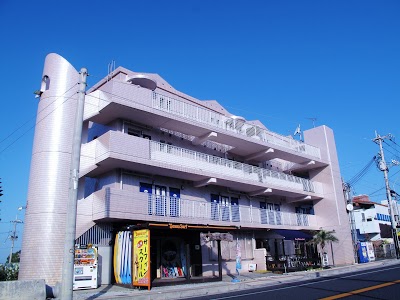 Pink Marlin Club, Onna, Japan