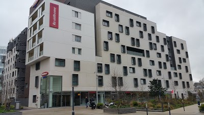 RESIDHOME PARIS ISSY LES MOULIN, ISSY LES MOULINEAUX, France