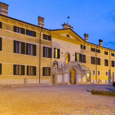 Villa Cariola, Caprino Veronese, Italy