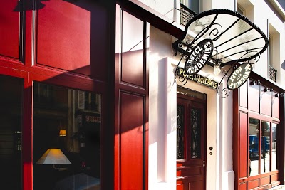 HOTEL DES ACADEMIES ET ARTS, PARIS, France