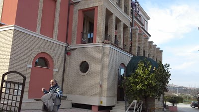 Hotel Ristorante Casa Rossa, Alba Adriatica, Italy