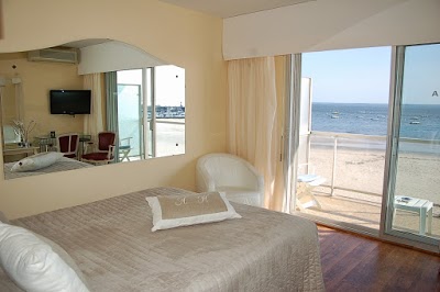 Arc H, Arcachon, France