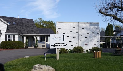 Sybaris Pool Suites Mequon, Mequon, United States of America