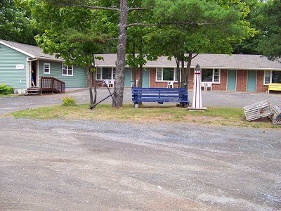 Rustic Anchor Motel, Pictou, Canada