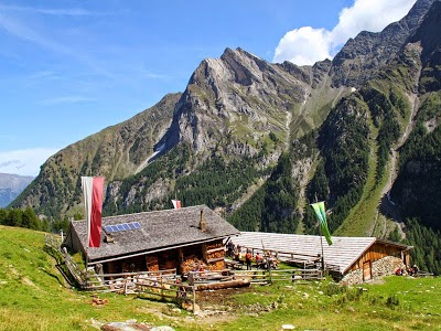 Pension Schweitzer, Silandro, Italy
