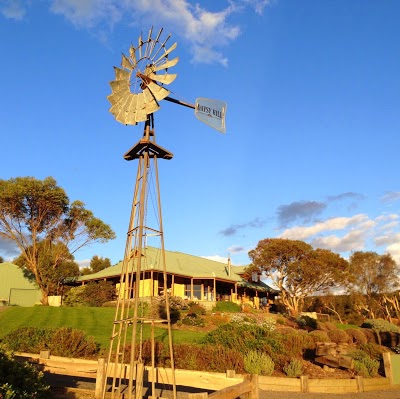 Daysy Hill Country Cottages, Port Campbell, Australia
