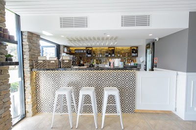 Miramare Gardens Boutique Accommodation, Terrey Hills, Australia