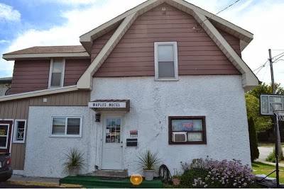 Maples Motel, Orillia, Canada