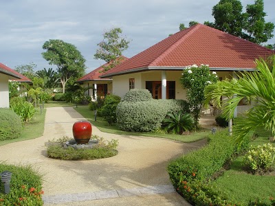 Swiss Orchid Bungalows Resort & Spa, Cha-am, Thailand