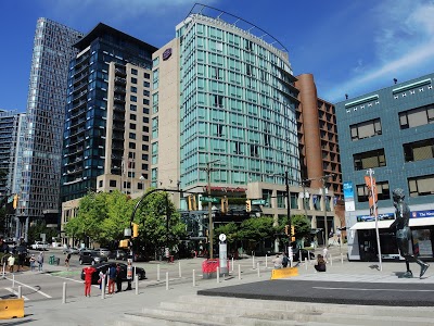Hampton Inn and Suites by Hilton, Downtown Vancouver, Vancouver, Canada