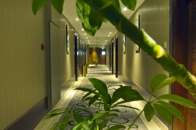 Howard Johnson Hotel - Diplomat Abu Dhabi AE, Abu Dhabi, United Arab Emirates
