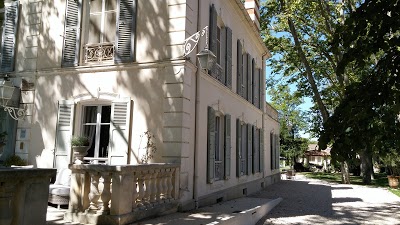 Hostellerie Les Fr, Avignon, France