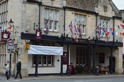 SNOOTY FOX, Tetbury, United Kingdom