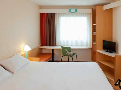 IBIS ROUEN NORD BARENTIN, BARENTIN, France