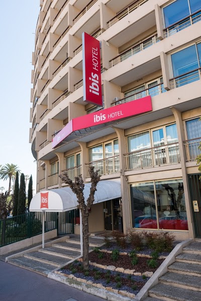 ibis Cannes Plage La Bocca, Cannes, France