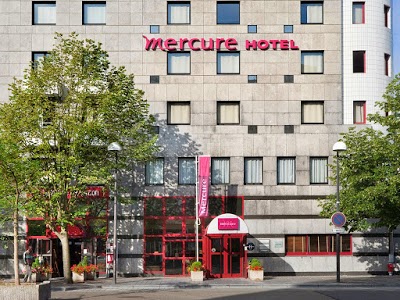 Hotel Mercure Saint Quentin En Yvelines Centre, Montigny-le-Bretonneux, France