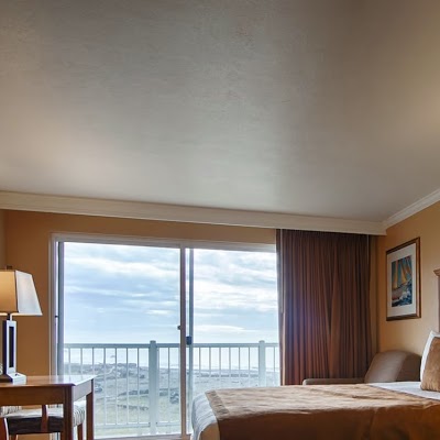 BW PLUS BEACHFRONT INN, Harbor, United States of America