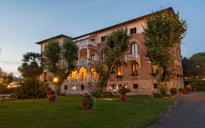 VILLA ARISTON PARK HOTEL, Lido di Camaiore, Italy