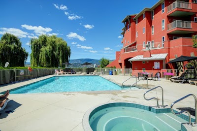 Manteo Resort Waterfront Hotel & Villas, Kelowna, Canada
