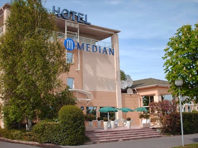 HOTEL MEDIAN ROISSY CDG AIRPORT, Goussainville, France