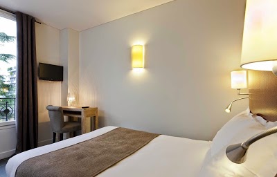 Hotel Douglas, Puteaux, France
