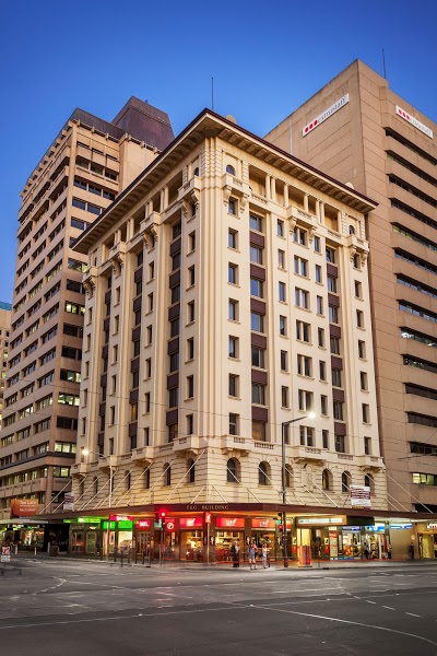 QUEST ON KING WILLIAM SERVICED, Adelaide, Australia