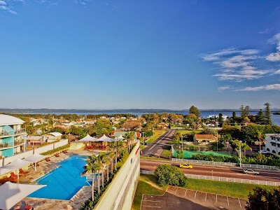 Oaks Waterfront Resort - The Entrance, The Entrance, Australia