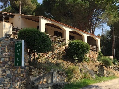 Auberge Ferayola, Galeria, France