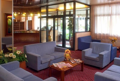 Hotel Cristallo, Azzano, Italy
