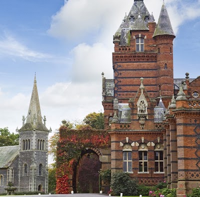 THE ELVETHAM, Basingstoke, United Kingdom