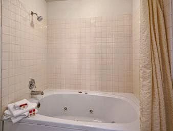 Super 8 Motel - Upper Lake, Upper Lake, United States of America