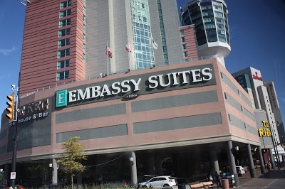 Embassy Suites by Hilton Niagara Falls Fallsview, Niagara Falls, Canada