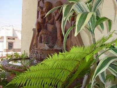 GLEN CAPRI INN AND SUITES, Glendale, United States of America