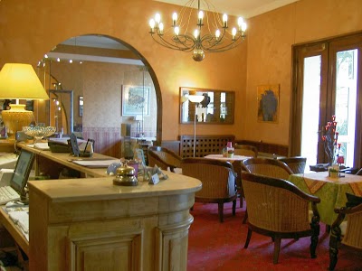 Hotel Le Louvre, Orange, France