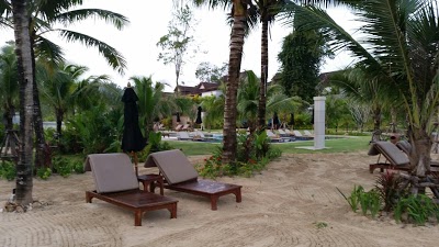 Le Meridien Khao Lak Beach & Spa Resort, Takua Pa, Thailand