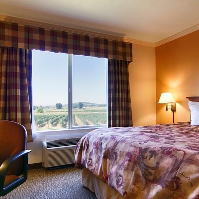 BW PLUS GRAPEVINE INN, Sunnyside, United States of America
