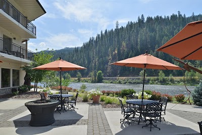 BEST WESTERN PLUS LODGE AT RVR, Orofino, United States of America