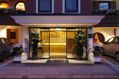 HOTEL SONNBLICK, Kaprun, Austria