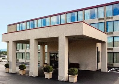 Econo Lodge Outlet Village, Reading, United States of America