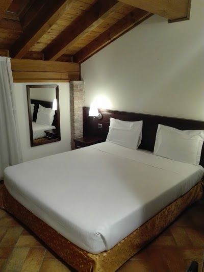CASTELBARCO HOTEL, Vaprio d Adda, Italy