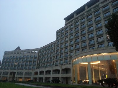 Crowne Plaza Lake Malaren, Baoshan, China