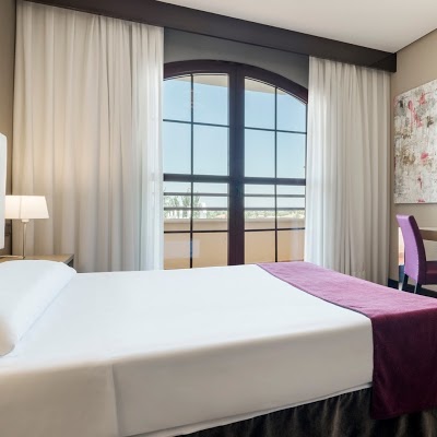 CONFORTEL GOLF BADAJOZ, Badajoz, Spain