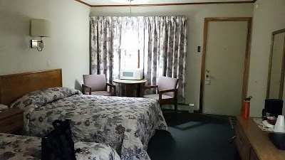 T BIRD MOTOR INN, SHELBURNE, United States of America