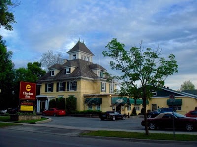 Comfort Inn & Suites Thousand Islands Harbour District, Gananoque, Canada