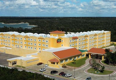 Courtyard By Marriott Cancun Airport, Cancun, Mexico