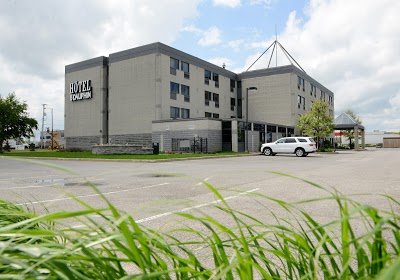 Hotel & Suites Le Dauphin Quebec, Quebec, Canada