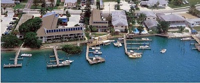 DOCKSIDE INN AND RESORT, South Hutchinson Is, United States of America