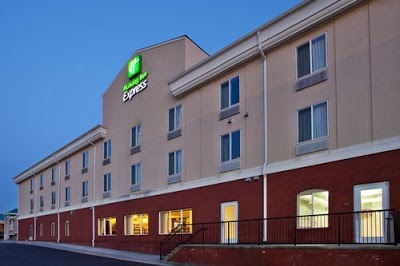 Holiday Inn Express Hotel & Suites Commerce -Tanger Outlets, Commerce, United States of America