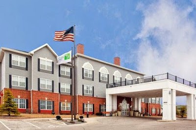 Holiday Inn Express Hotel & Suites Milwaukee Airport, Milwaukee, United States of America