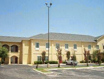 Baymont Inn & Suites Pearsall, Pearsall, United States of America